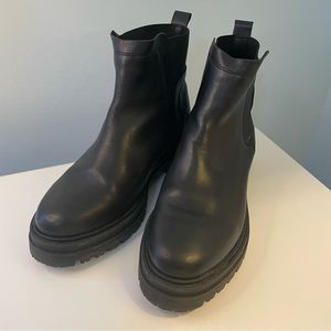 Steve Madden Moira Black Leather Platform Boots Size 8